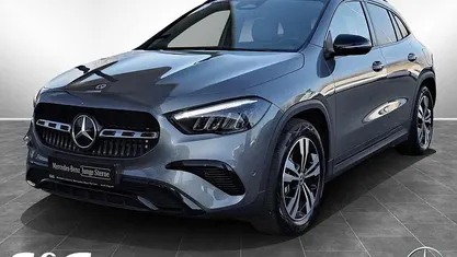Gebraucht Mercedes GLA180 Progressive 136 PS (100 kW) 2024 Metalliclack mountaingrau SUV