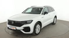 Weiß Gebraucht 2021 VW Touareg R-line SUV | 44.670 € (Fairer Preis)