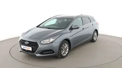Gebraucht Hyundai i40 Trend 135 PS (99 kW) 2018 Grau Kombi