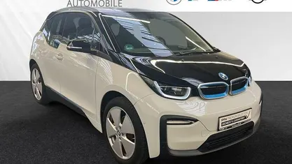 Capparisweiß mit akzent bmw i blau Gebraucht 2022 BMW i3 Kleinwagen | 19.390 € (Guter Preis)