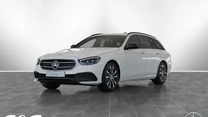 Gebraucht Mercedes E300 Avantgarde 194 PS (142 kW) 2022 Polarweiß uni Kombi