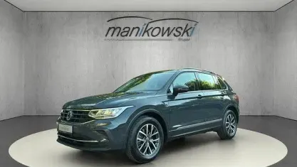 Gebraucht VW Tiguan Life 150 PS (110 kW) 2022 Grau SUV