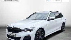 Weiss Gebraucht 2022 BMW 320 M Sport Kombi | 28.890 € (Fairer Preis)