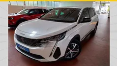 Gebraucht 2022 Peugeot 5008 Allure Van / Kleinbus | 23.980 € (Guter Preis)