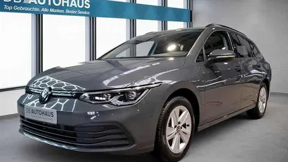 Gebraucht VW Golf VIII Life 150 PS (110 kW) 2024 Grau Kombi