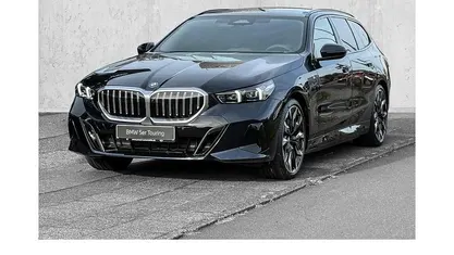 Neu BMW 530e M Sport 190 PS (139 kW) 2025 Schwarz Kombi