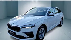 Candyweiß (weiß) Gebraucht 2025 Skoda Scala Essence Kleinwagen | 18.960 € (Guter Preis)