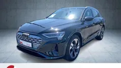 Mythosschwarz Gebraucht 2024 Audi Q8 e-tron Advanced Plus SUV | 62.970 € (Fairer Preis)