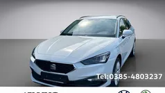 Weiss / nevada weiss Gebraucht 2024 Seat Leon Style Kombi | 30.890 € (Fairer Preis)