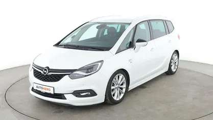 Weiß Gebraucht 2017 Opel Zafira Tourer Innovation Van / Kleinbus | 15.620 € (Fairer Preis)