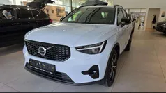Cloud blue, solid / solid Gebraucht 2024 Volvo XC40 Plus SUV | 37.370 € (Fairer Preis)