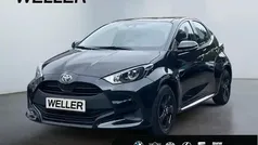 Schwarz Gebraucht 2023 Toyota Yaris Comfort Kleinwagen | 15.749 € (Fairer Preis)