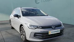 Grau Gebraucht 2024 VW Golf VIII Life Kombi | 28.520 € (Fairer Preis)