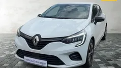 Weiß Gebraucht 2023 Renault Clio V Evolution Limousine | 13.498 € (Fairer Preis)