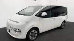 Creamy white Gebraucht 2024 Hyundai Staria Trend Van | 47.390 € (Guter Preis)