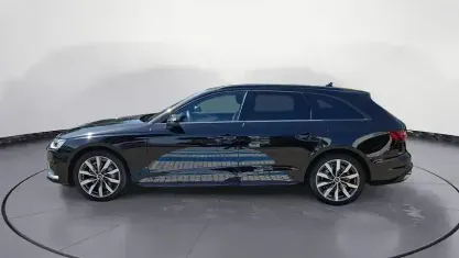 Gebraucht Audi A4 Advanced Plus 204 PS (150 kW) 2023 Schwarz Kombi
