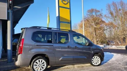 Gebraucht Opel Combo Life Ultimate 131 PS (96 kW) 2023 Grau Van / Kleinbus