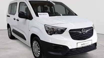 Gebraucht Opel Combo Life 102 PS (75 kW) 2022 Jade weiß Van / Kleinbus