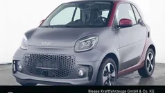 Bodypanels in titania grey (ma Gebraucht 2024 Smart ForTwo Electric Drive Exclusive Coupé | 15.800 € (Fairer Preis)