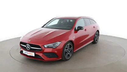 Gebraucht Mercedes CLA200 Shooting Brake AMG line 163 PS (119 kW) 2021 Rot Kombi