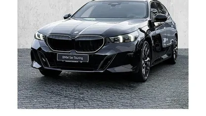Gebraucht 2025 BMW 520 M Sport Kombi | 69.990 €