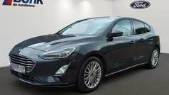 Pantherblau Gebraucht 2021 Ford Focus Titanium X Limousine | 19.490 € (Fairer Preis)