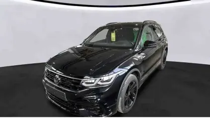 Second-hand VW Tiguan R-line 200 CP (147 kW) 2023 Negru SUV