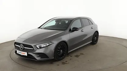 Grau Gebraucht 2019 Mercedes A220 AMG line Limousine | 27.120 € (Fairer Preis)
