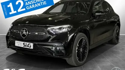 Gebraucht Mercedes GLC300e AMG 197 PS (144 kW) 2025 Metalliclack obsidianschwarz SUV