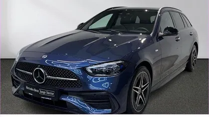 Gebraucht 2025 Mercedes C300e AMG Limousine | 50.880 € (Fairer Preis)