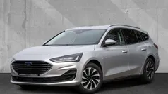 Silber Gebraucht 2024 Ford Focus Titanium Kombi | 25.240 € (Superpreis)