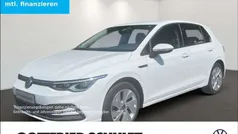 Weiß Gebraucht 2020 VW Golf VII Style Limousine | 21.990 € (Fairer Preis)