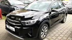Schwarz Gebraucht 2022 Kia Stonic Vision SUV | 15.999 € (Guter Preis)