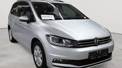 Gebraucht VW Touran Comfortline 150 PS (110 kW) 2021 Reflexsilber metallic Van / Kleinbus