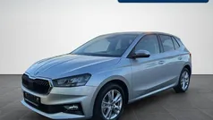 Brilliantsilber metallic Gebraucht 2024 Skoda Fabia Selection Kleinwagen | 19.580 € (Fairer Preis)