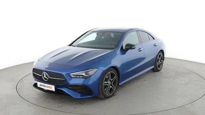 Blau Gebraucht 2024 Mercedes CLA200 AMG line Limousine | 32.710 € (Fairer Preis)