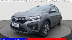 Grau metallic Neu 2025 Dacia Sandero Expression Kleinwagen | 19.495 € (Fairer Preis)
