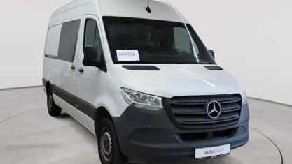 Gebraucht Mercedes Sprinter 150 PS (110 kW) 2021 Arktisweiß Van
