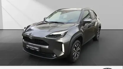 Neu Toyota Yaris 131 PS (96 kW) 2026 Grün Kleinwagen