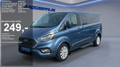 Gebraucht Ford Tourneo Titanium 185 PS (136 kW) 2021 Chroma blau met Van / Kleinbus