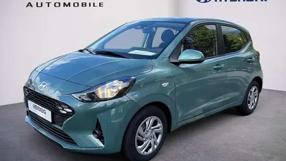 Grün Neu 2025 Hyundai i10 Select Kleinwagen | 16.990 € (Fairer Preis)