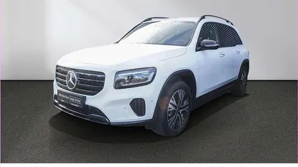 Gebraucht 2025 Mercedes GLB200 Progressive SUV | 40.520 € (Fairer Preis)