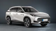 Silber Neu 2025 MG HS Comfort SUV | 36.540 € (Fairer Preis)