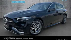 Unilack schwarz Gebraucht 2023 Mercedes C300 AMG Kombi | 41.990 € (Fairer Preis)