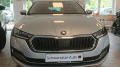 Gebraucht 2024 Skoda Octavia Style Kombi | 29.890 € (Fairer Preis)