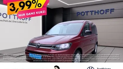 Rot Gebraucht 2024 VW Caddy Life Van / Kleinbus | 27.557 € (Fairer Preis)