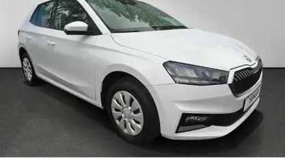 Używany Skoda Fabia Essence 95 KM (69 kW) 2025 Biały Hatchback