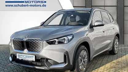 Silber Gebraucht 2025 BMW iX1 Performance SUV | 42.900 € (Fairer Preis)