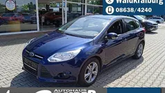 Blau Gebraucht 2013 Ford Focus Trend Limousine | 7.580 € (Etwas zu teuer)