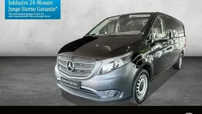 Gebraucht Mercedes Vito 190 PS (139 kW) 2022 Schwarz Van